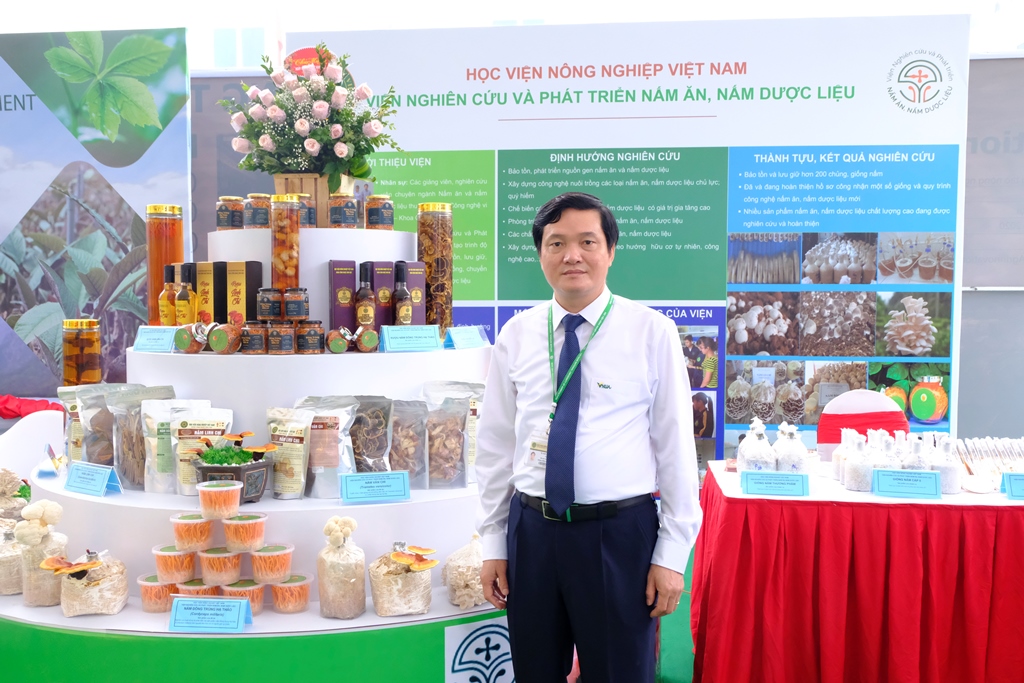 THÔNG BÁO: TƯ VẤN VÀ CHUYỂN GIAO CÔNG NGHỆ SẢN XUẤT NẤM ĂN, NẤM DƯỢC LIỆU